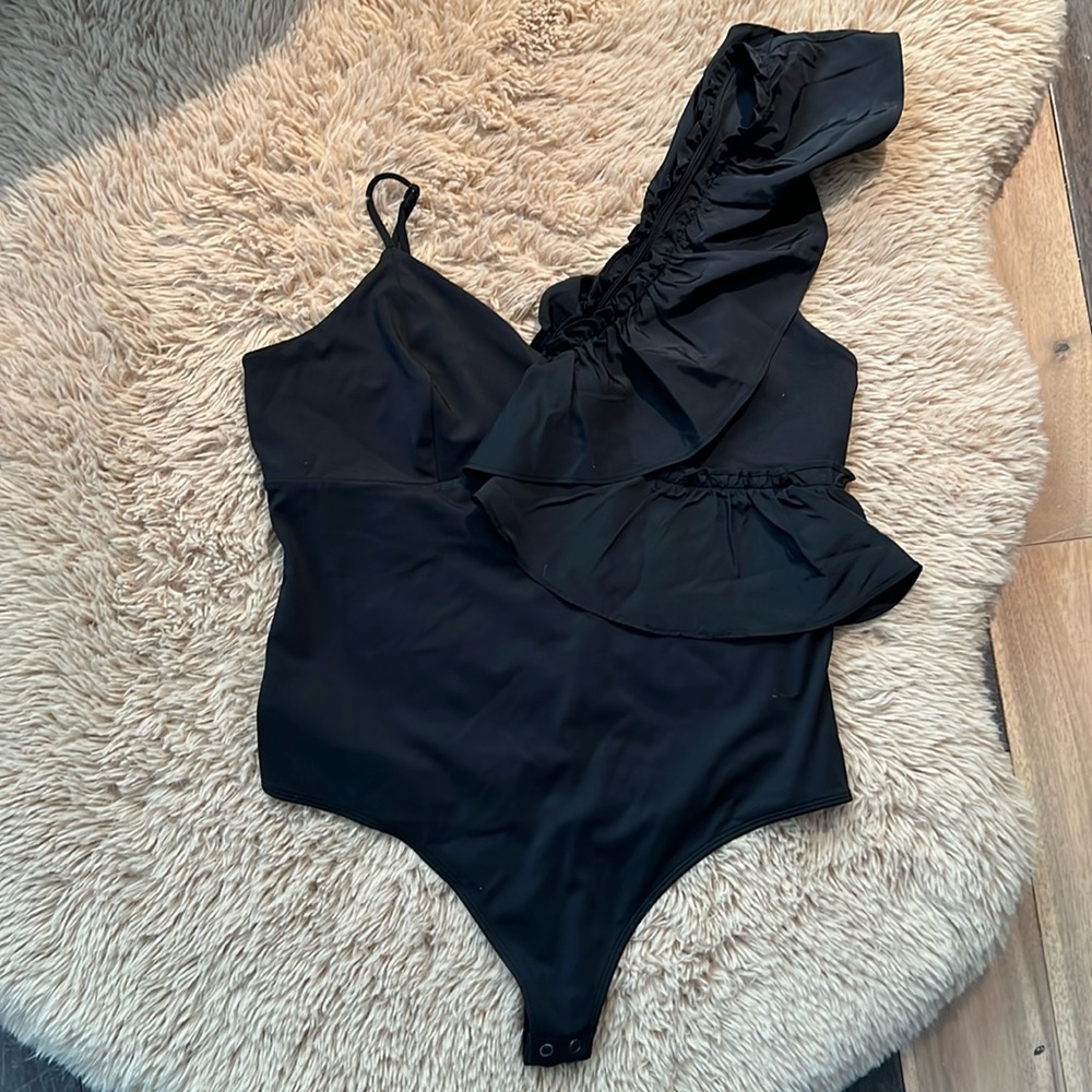 Ruffled body suit